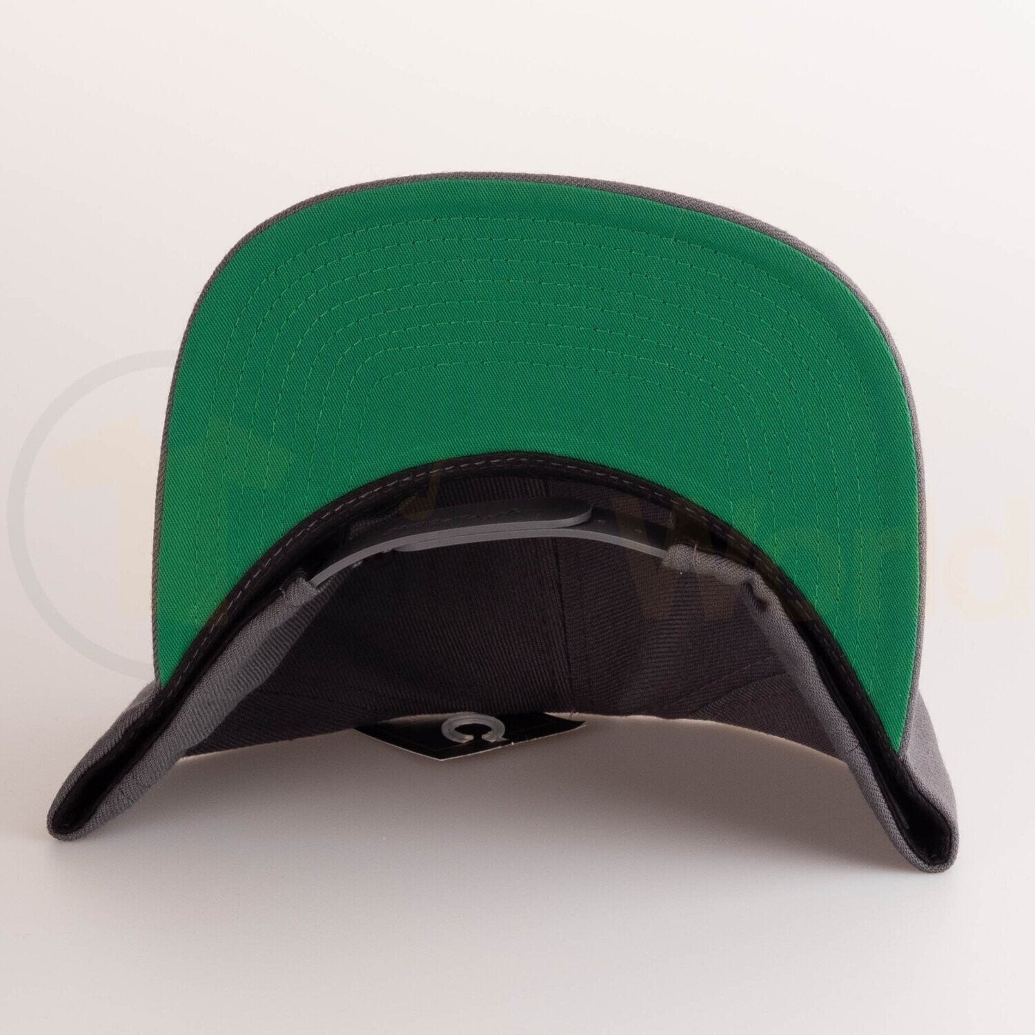 Snapback, Cap Sachsenring - himmelblauer Trabant, dunkelgrau